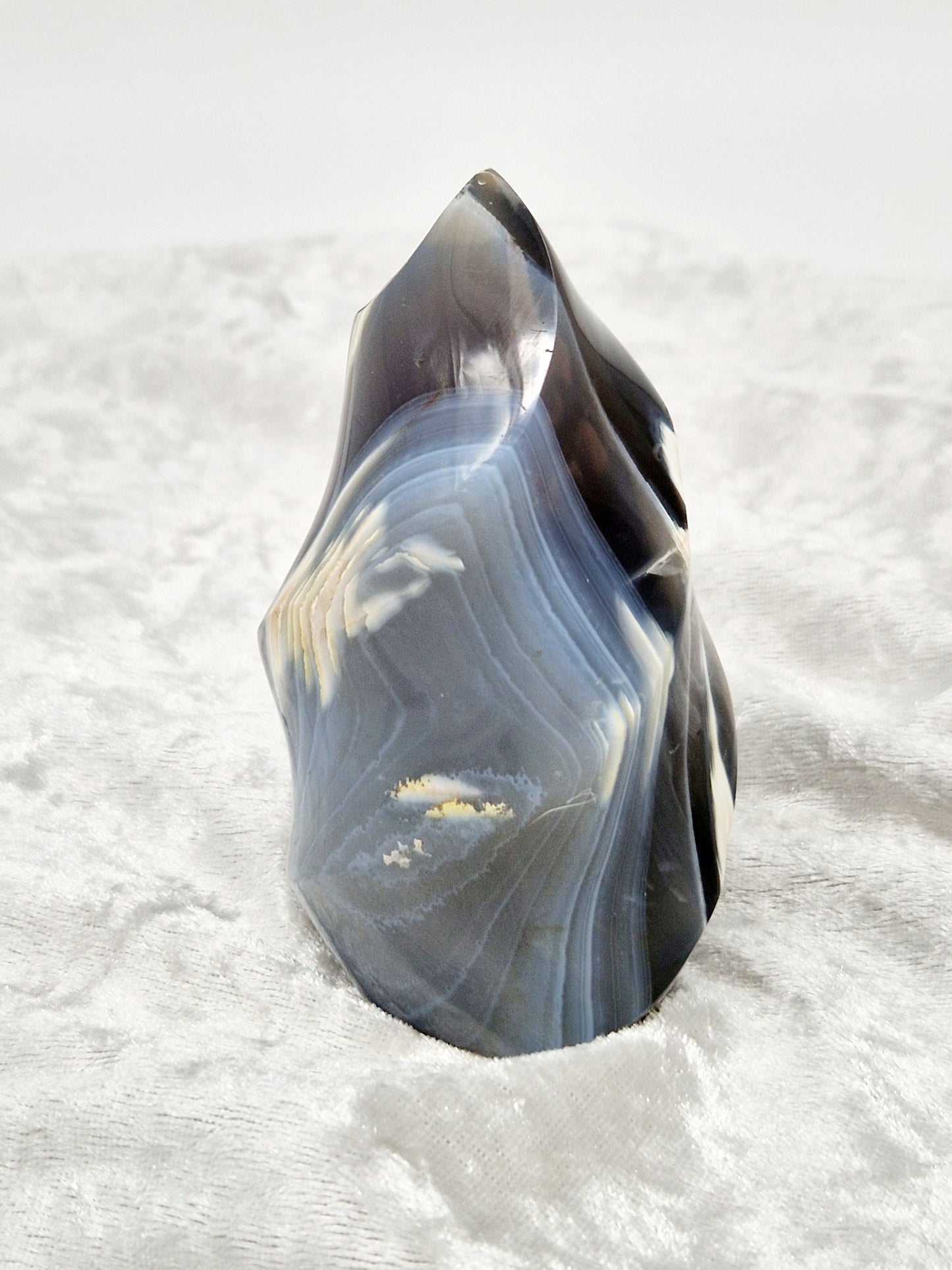 Black Orca Agate Flame Carving