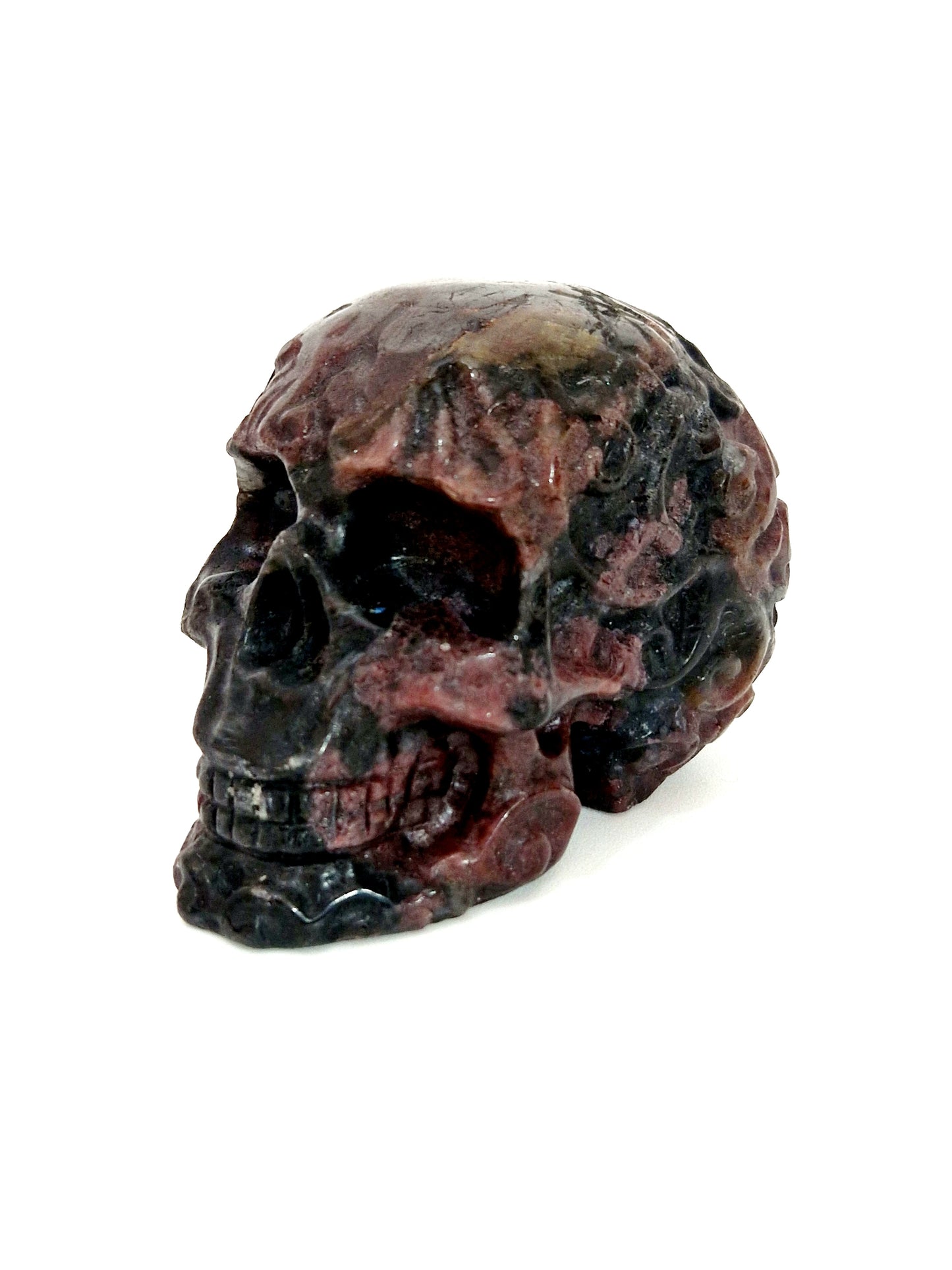 Hand-Carved Garnet Skull - Gothic Elegance