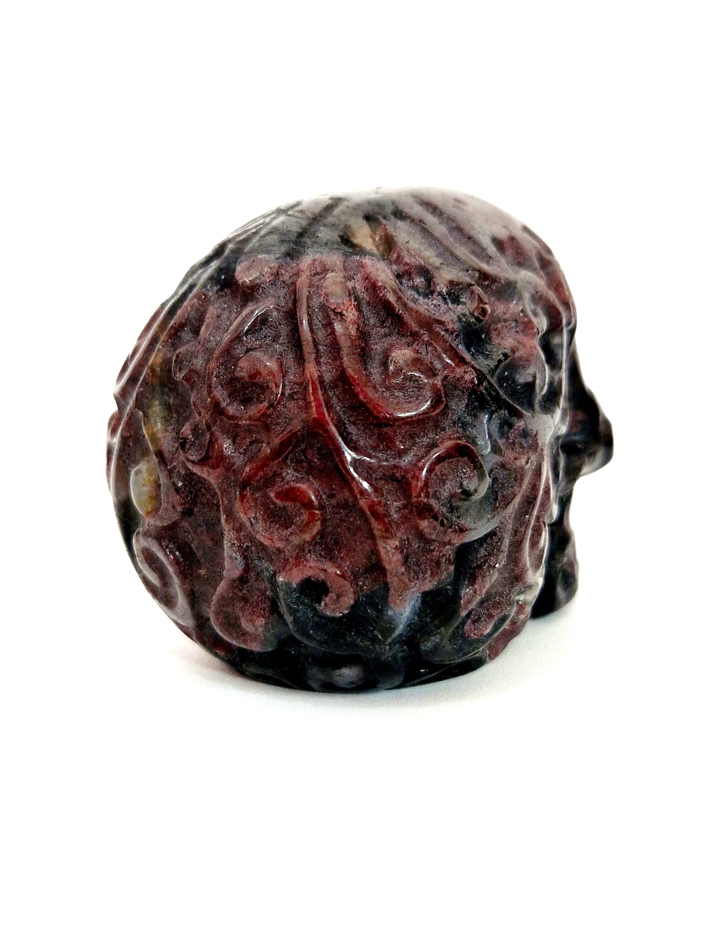 Hand-Carved Garnet Skull - Gothic Elegance
