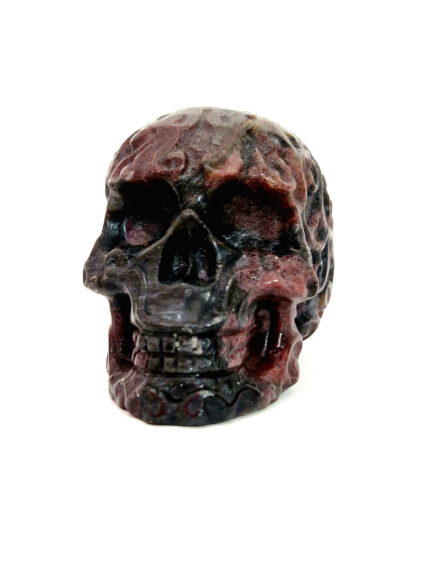 Hand-Carved Garnet Skull - Gothic Elegance