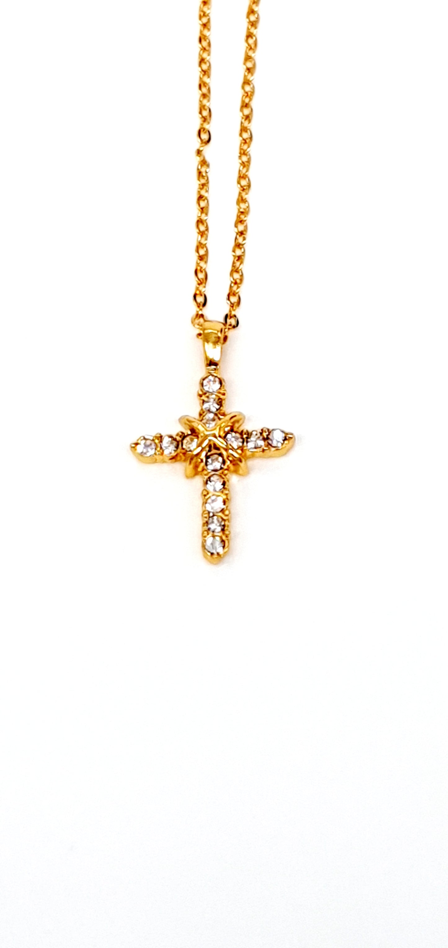 Exquisite 18ct Gold-Filled Rhinestone Encrusted Cross Necklace