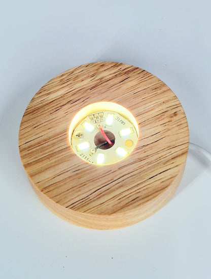 USB LED Light-Up Sphere Stand