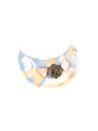 Handmade Concrete Crescent Moon Shaped Tray - Elegant Home Décor